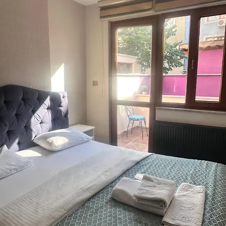 Taksim Castle Ξενοδοχείο με διαμερίσματα 4*